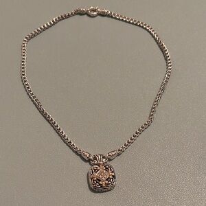 Elegant Silver Pendant Necklace